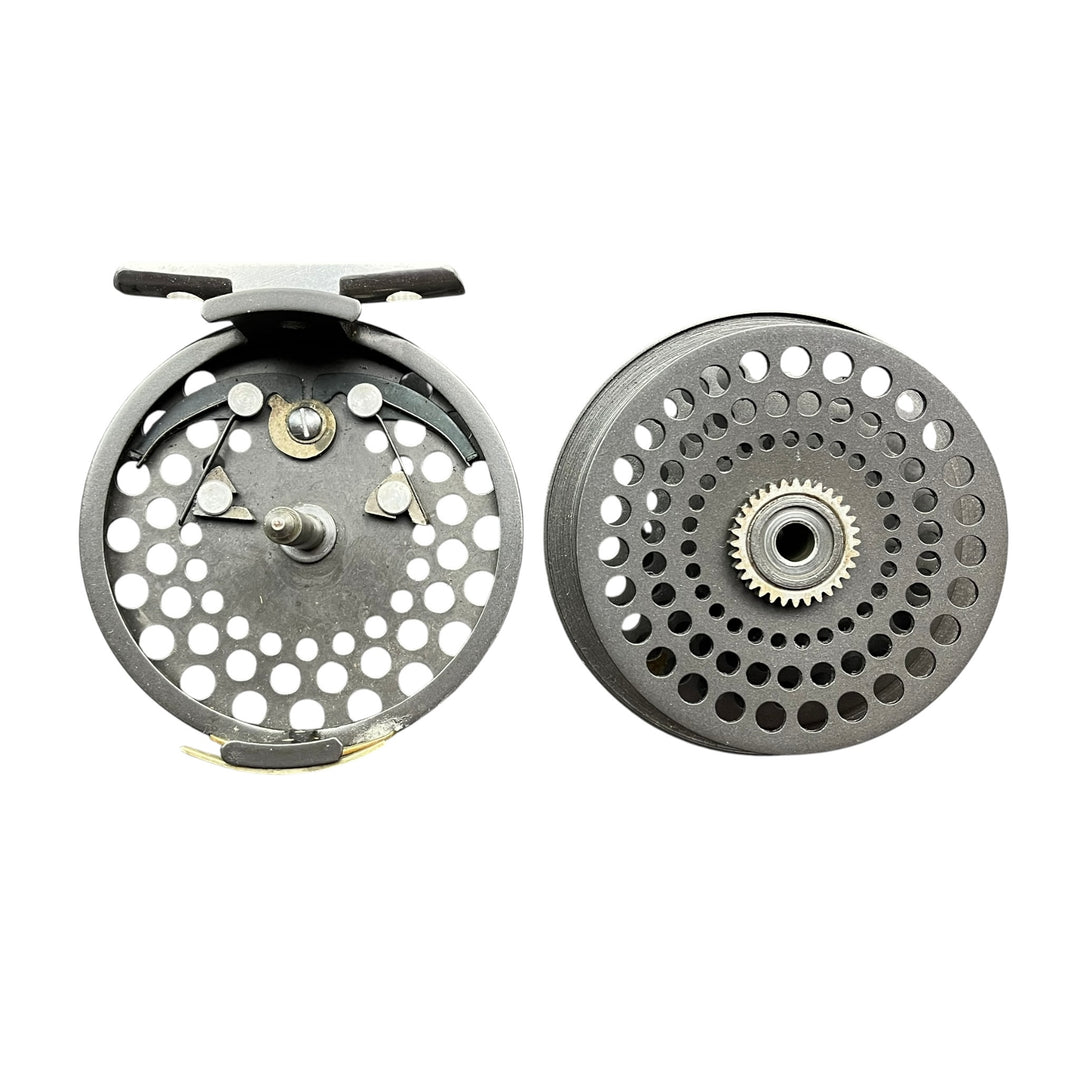 Orvis CFO IV Reel w/ 2 Spare Spools