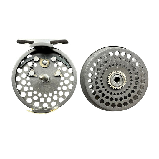 Orvis CFO IV Reel w/ 2 Spare Spools