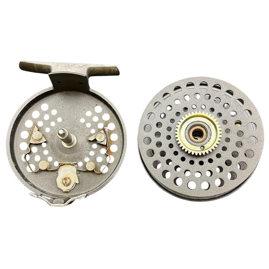 Orvis Battenkill Click 5/6 Reel w/ 2 Spare Spools