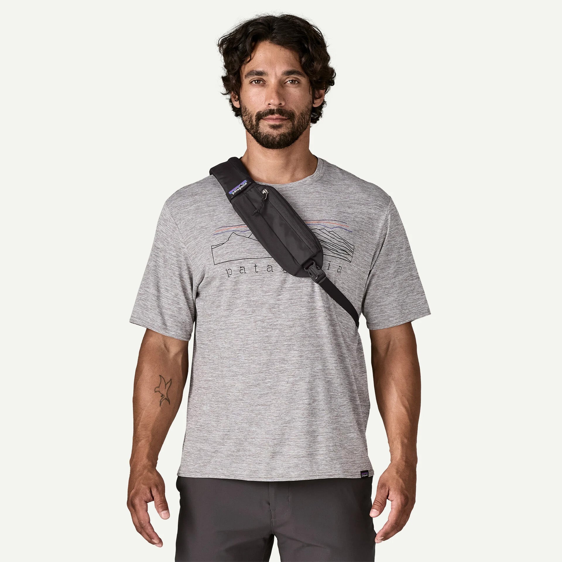 Patagonia Atom Sling Bag 8L – Bear's Den Fly Fishing Co.